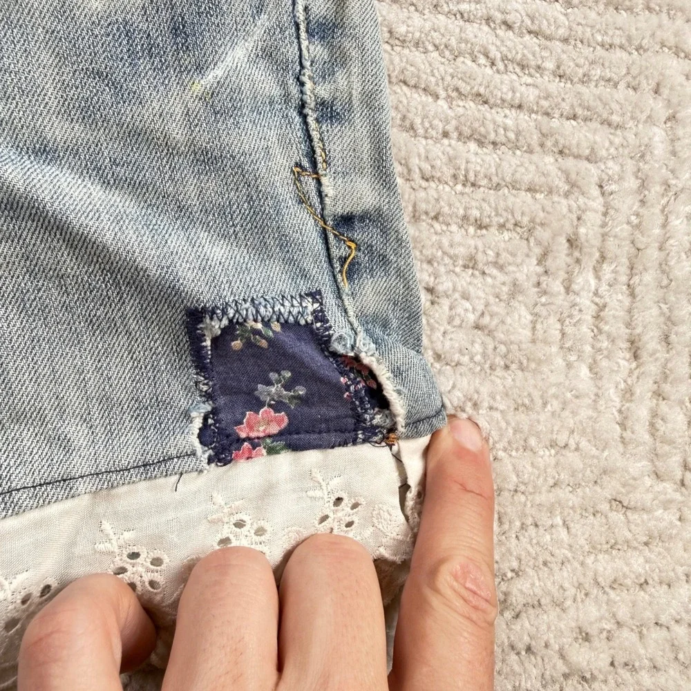 American Eagle Denim Shorts Womens 2 Long Boho Lace Distressed Festival VTG Y2K